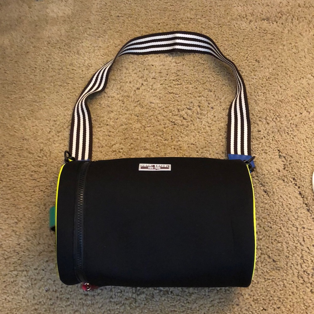 NWT Henri Bendel Neoprene Cooler.